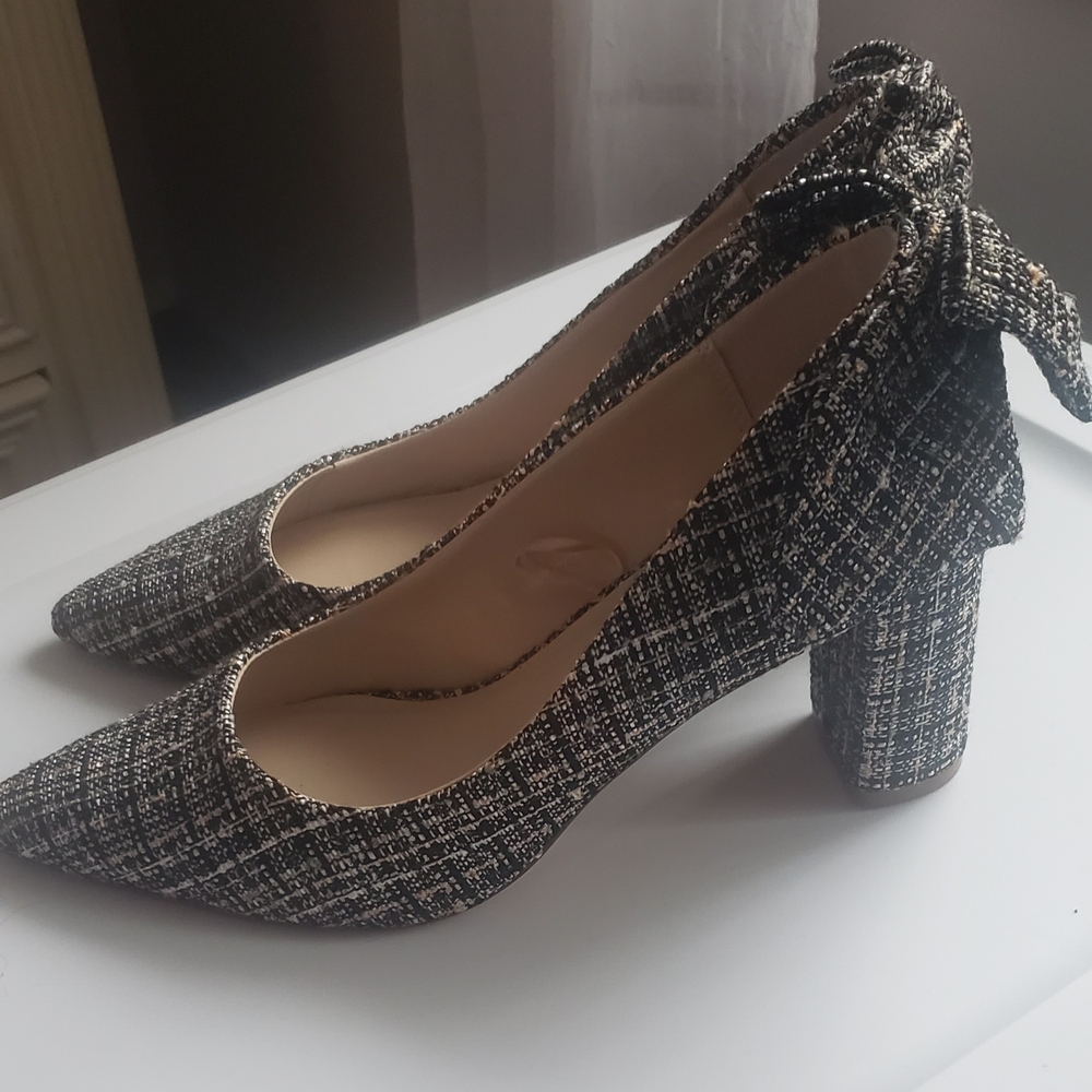 Elegant Tweed Women's Heels with Bow Accent